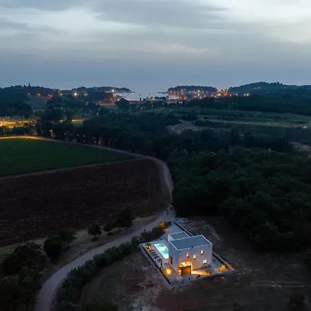 Karbula Holiday home Porec