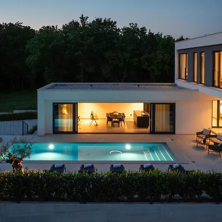 Holiday home Karbula
